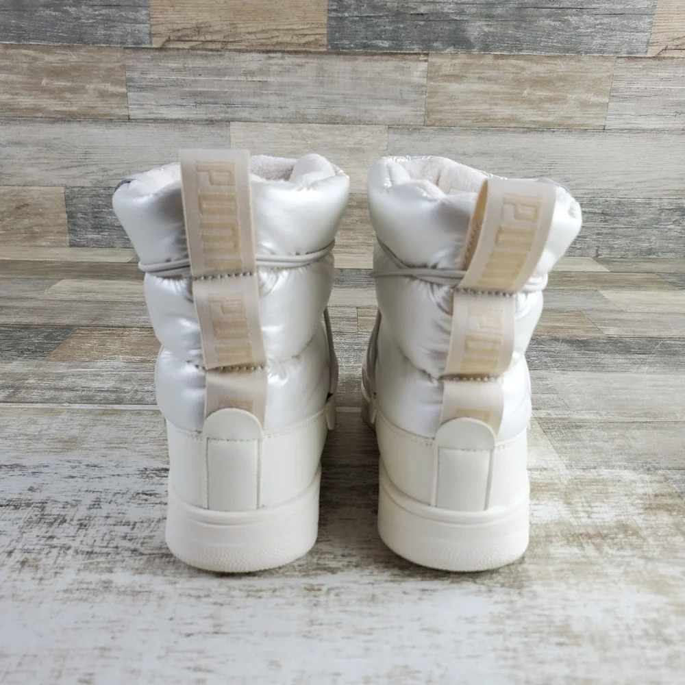 PUMA Snowbae Womens Snow Boots Sz 6 Alpine Snow Frosted Ivory Bungee Lock Ankle